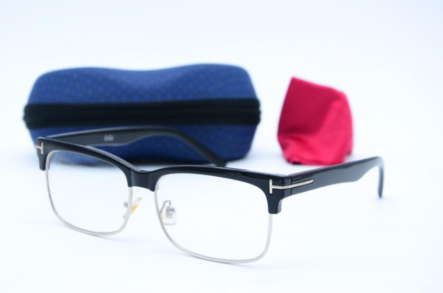 Имиджевые очки мужские. Солнцезащитные очки мужские прямоугольной формы. Очки нулевки на девушке. Имиджевые очки для мужчин прямоугольные.